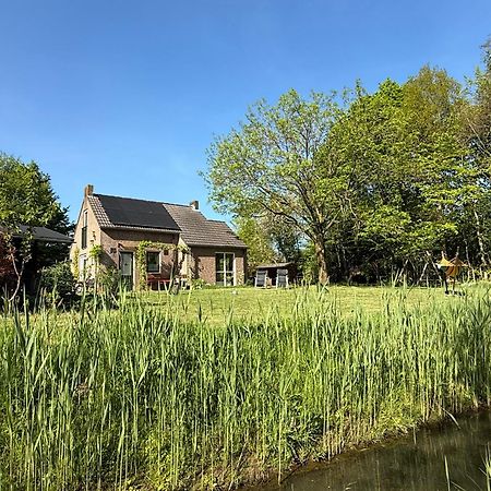 Supergezellig Vakantiehuis Met Hele Grote Tuin Bij Nijmegen Ewijk Exterior photo