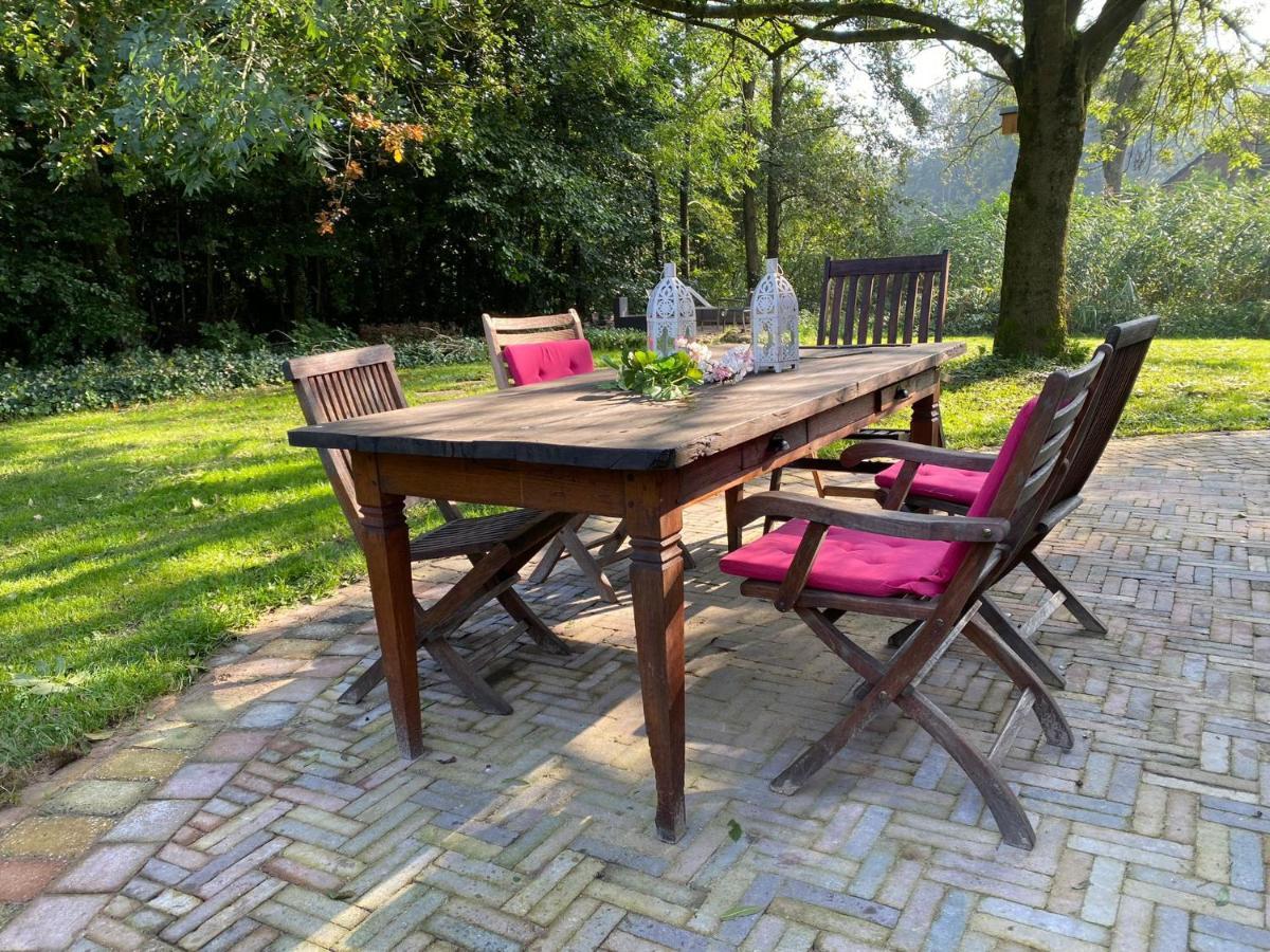 Supergezellig Vakantiehuis Met Hele Grote Tuin Bij Nijmegen Ewijk Exterior photo
