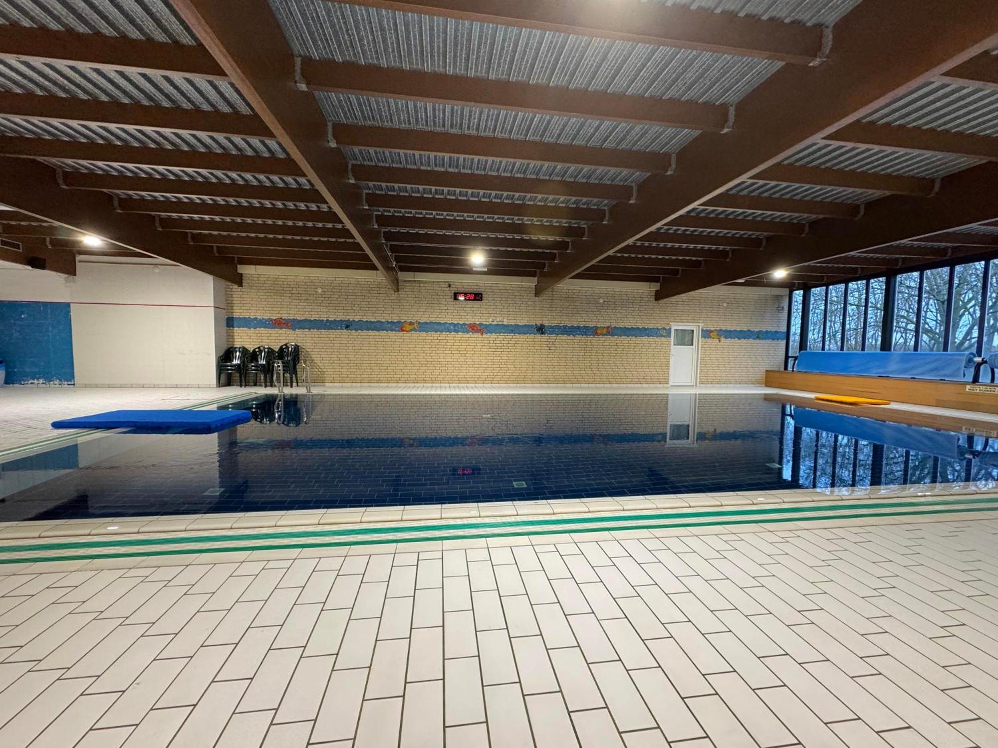 Supergezellig Vakantiehuis Met Hele Grote Tuin Bij Nijmegen Ewijk Exterior photo